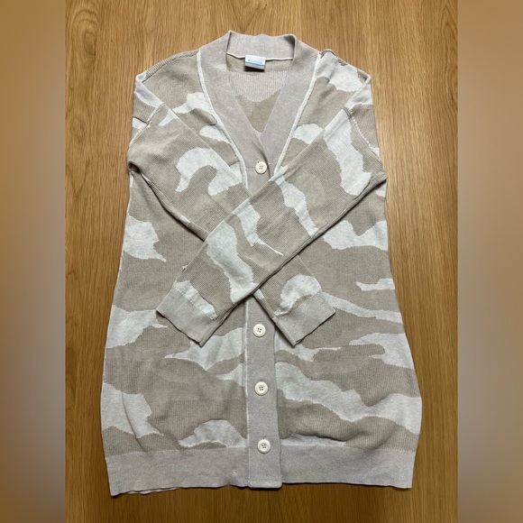 Columbia Women’s Cardigan Sweater - Size Large - Cream Camo - Picture 2 of 7